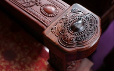 紅木家具廠為您介紹為什么大家都愛(ài)紅木家具？